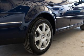 Volkswagen Bora 2003-thumb-2