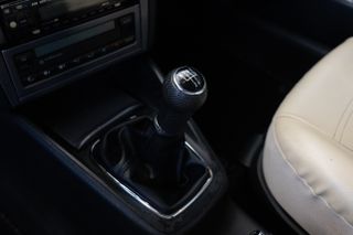 Volkswagen Bora 2003-thumb-15