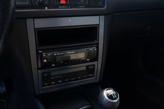 Volkswagen Bora 2003-thumb-17