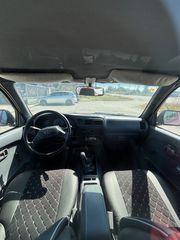 Toyota Hilux 2000 LN145 2x4-thumb-8