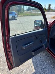 Toyota Hilux 2000 LN145 2x4-thumb-12