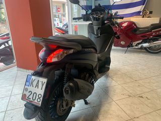 Piaggio Beverly 300i 2020 ABS/ASR EU4-thumb-12