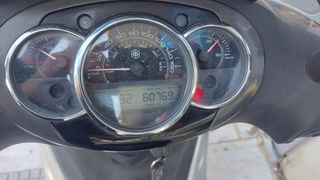 Piaggio Beverly 300i 2014 BEVERLY 300I-thumb-4