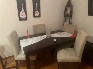 ΤΡΑΠΕΖΑΡΙΑ ΜΕ 4 ΚΑΡΕΚΛΕΣ ΣΑΝ ΚΑΙΝΟΥΡΓΙΑ