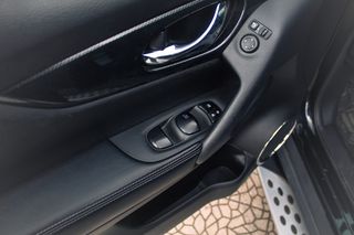 Nissan X-Trail 2017 Tekna | 1.6 4X4-thumb-9