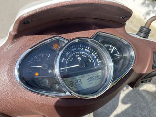Piaggio Medley 125 2019 SPECIAL EDITION-thumb-13