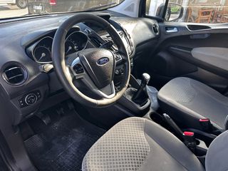 Ford Tourneo Courier 2017-thumb-6