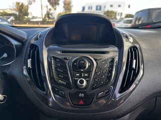 Ford Tourneo Courier 2017-thumb-9