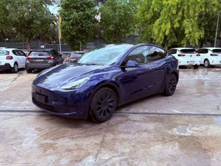 Tesla Model Y 2022 LONG RANGE-thumb-1