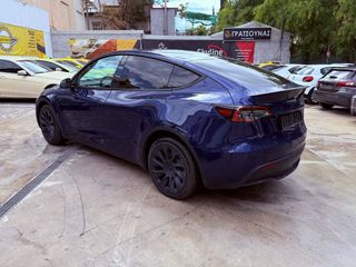 Tesla Model Y 2022 LONG RANGE-thumb-4