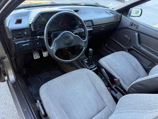 Mitsubishi Lancer 1990 1.2-thumb-8