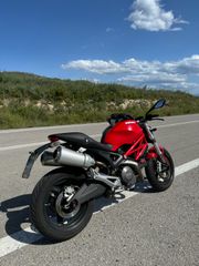 Ducati Monster 696 2008-thumb-5