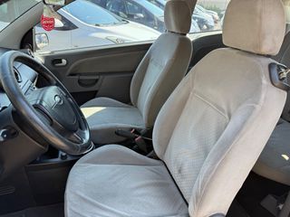 Ford Fiesta 2003 1.4 TREND-thumb-6