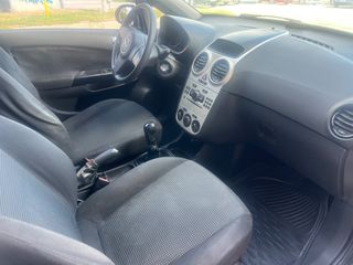 Opel Corsa 2006-thumb-4