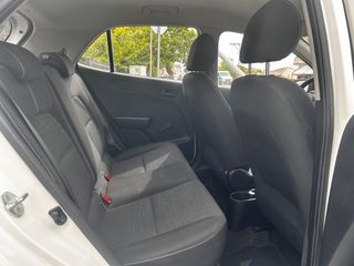 Kia Picanto 2021-thumb-10
