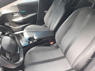 Peugeot 208 2023 ALLURE PLUS 1200cc-thumb-9