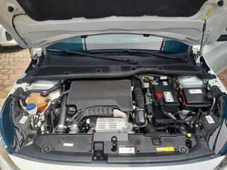 Peugeot 208 2023 ALLURE PLUS 1200cc-thumb-24