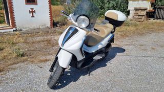 Piaggio Beverly 300i 2010-thumb-2
