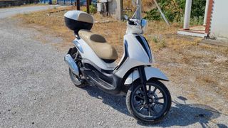 Piaggio Beverly 300i 2010-thumb-4