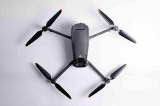 Multicopters-Drones DJI 2021 mavic 3