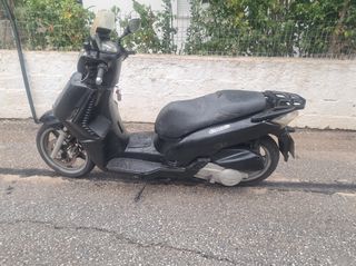 Kymco People 250 2008-thumb-2