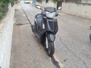 Kymco People 250 2008-thumb-3