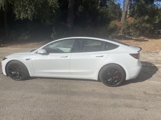 Tesla Model 3 2024 PERFORMANCE-thumb-3