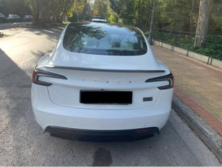 Tesla Model 3 2024 PERFORMANCE-thumb-6