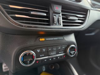 Ford Focus 2019 ST LINE FULL EXTRA-thumb-35