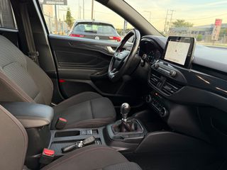 Ford Focus 2019 ST LINE FULL EXTRA-thumb-39