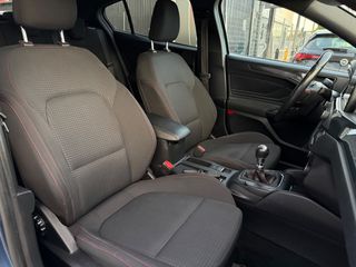 Ford Focus 2019 ST LINE FULL EXTRA-thumb-42