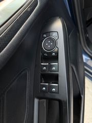 Ford Focus 2019 ST LINE FULL EXTRA-thumb-52
