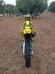 Suzuki RM-Z 250 2014 Rmz-thumb-1