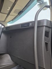 Volvo 2014 FH460-thumb-23