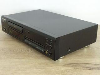 PIONEER CD PLAYER-thumb-2