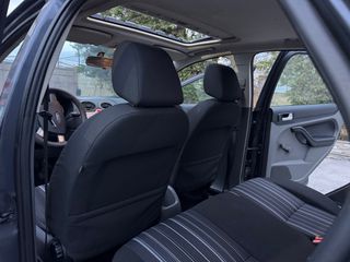 Ford Focus 2008-thumb-18