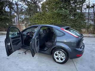 Ford Focus 2008-thumb-31