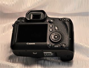 Canon EOS 6D Full Frame DSLR - WiFi GPS camera-thumb-4