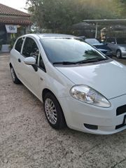 Fiat Grande Punto 2012-thumb-1
