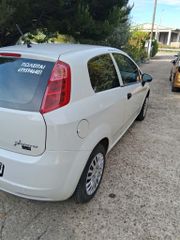 Fiat Grande Punto 2012-thumb-5