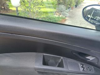 Fiat Grande Punto 2012-thumb-7
