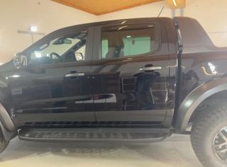 Ford Raptor 2022-thumb-2