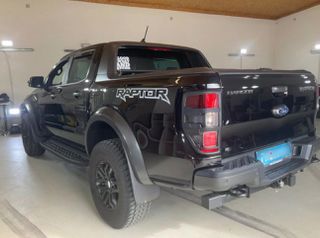 Ford Raptor 2022-thumb-3
