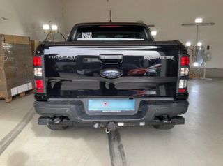 Ford Raptor 2022-thumb-4