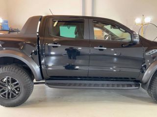 Ford Raptor 2022-thumb-6