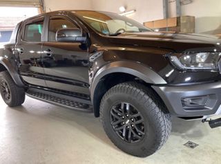 Ford Raptor 2022-thumb-7