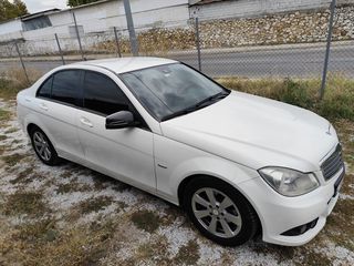 Mercedes-Benz C 180 2012-thumb-4