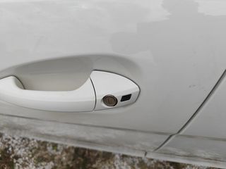Mercedes-Benz C 180 2012-thumb-8
