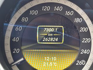 Mercedes-Benz C 180 2012-thumb-13