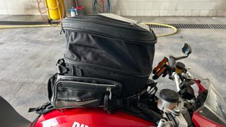 Ducati Monster 1100 S 2012 s-thumb-8